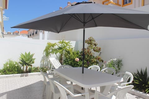 Baleal Holiday House Casa in Peniche