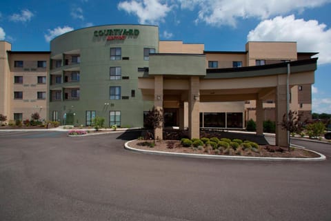 Courtyard by Marriott Indianapolis Noblesville Hotel in Noblesville