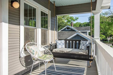 Patio, Balcony/Terrace, Balcony/Terrace