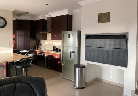 Kitchen or kitchenette, minibar, pet friendly, stove