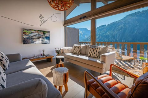 Living room, Seating area, Mountain view