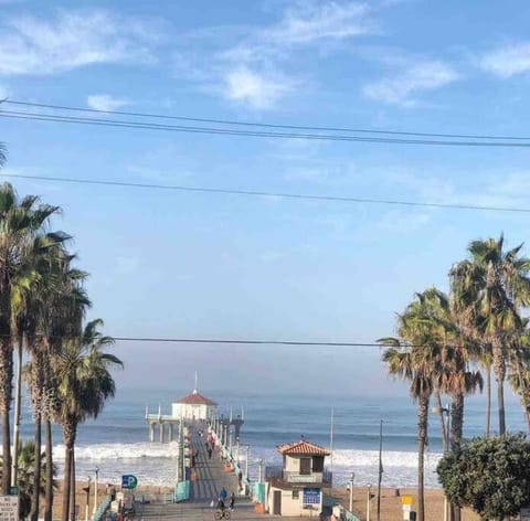 Relax MB! Newly Updated 4BR/2BA Spacious, Excellent Location Haus in Manhattan Beach