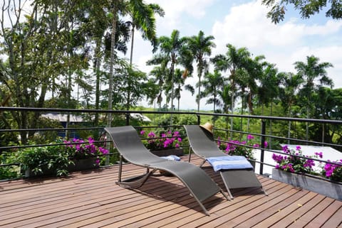 Natural landscape, Balcony/Terrace, Garden view