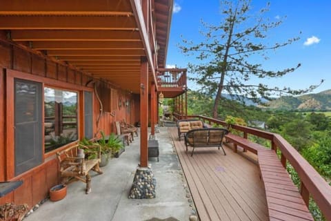 SEQUOIA LOOKOUT LODGE House in Three Rivers