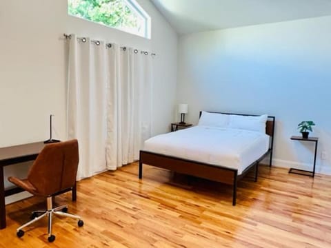 Cozy & Deluxe Apartment - EZ Access to NYC Bed and breakfast in Irvington