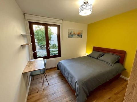 Splendid 92m2 Renovated, 4 Rooms Appartamento in Charenton-le-Pont