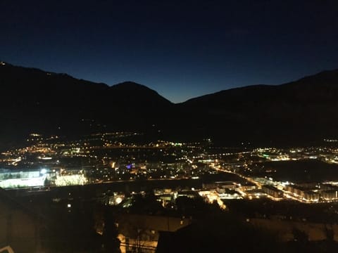 City view, Mountain view