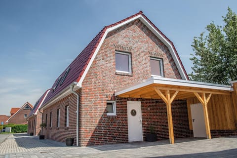 50067 "Deichkajüte 3" House in Wangerland