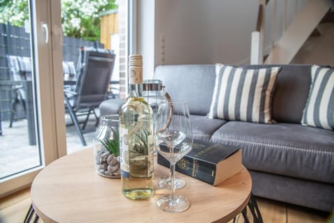 50068 "Deichkajüte 4" House in Wangerland