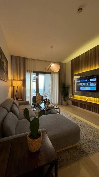 شقة فاخرة بإطلالة بحرية كاملة Apartment in Jeddah