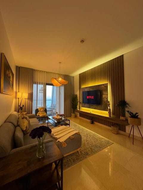 شقة فاخرة بإطلالة بحرية كاملة Apartment in Jeddah