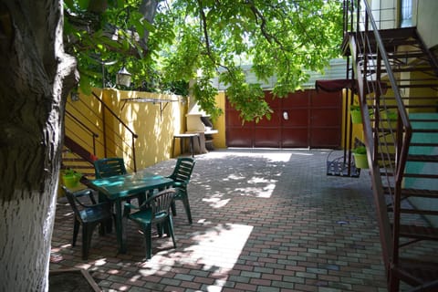 Inner courtyard view