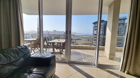 Accommodation Front - Sophisticated 6 Sleeper with Stunning Views Copropriété in Durban