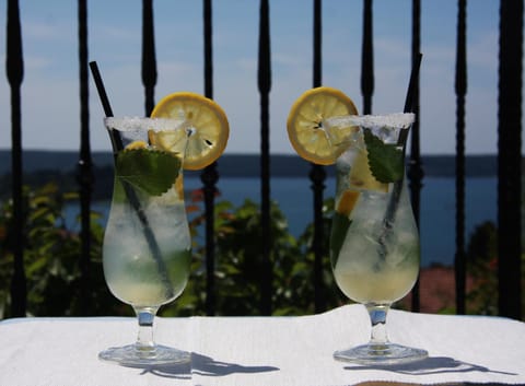 Patio, Sea view