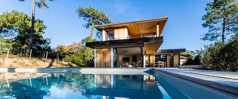 SPRING KEYWEEK - Contemporary villa with pool in the hea Villa in Anglet