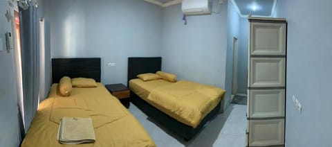 DEWI HOTEL Vacation rental in Pujut