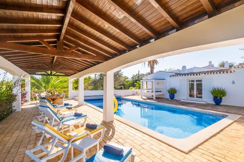 Villa Saint Michel by Algarve Vacation Villa in Portimao