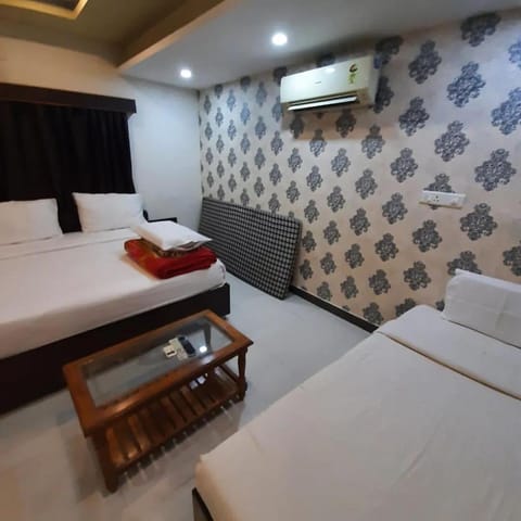 zoz Udaipur Hotel in Udaipur