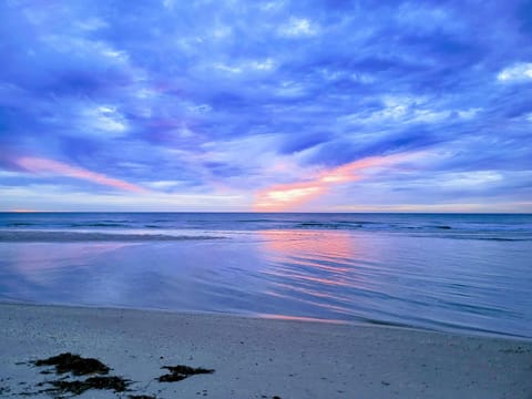 Nearby landmark, Natural landscape, Beach, Sunset