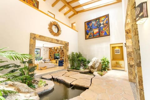 Fully staffed villa at an incomparable rate! Villa in Baja California Sur