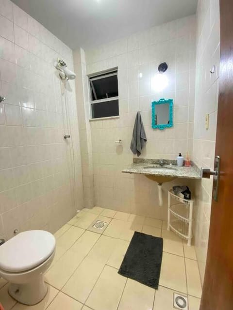 Apartamento bem localizado com varanda Apartment in Juiz de Fora