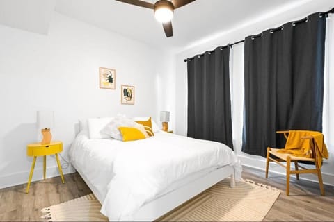 Citrus Suite - Close to Downtown, Hospital & Beaches House in Melbourne