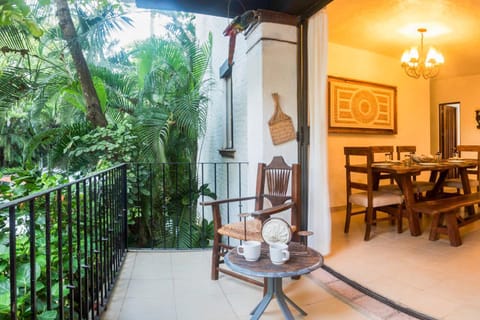 Cozy Apartments Tropical Oasis Close to Beach and Shops Appartement in Puerto Vallarta