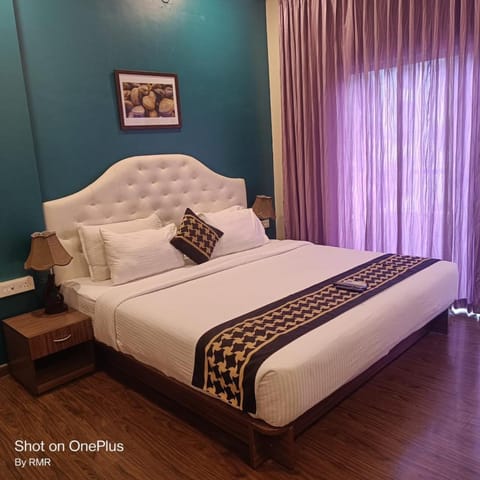 ASTRA HOTELS & SUITES WHITEFIELD NEAR TO NALLURAHALLI METRO STATION and KTPO Hotel in Bengaluru