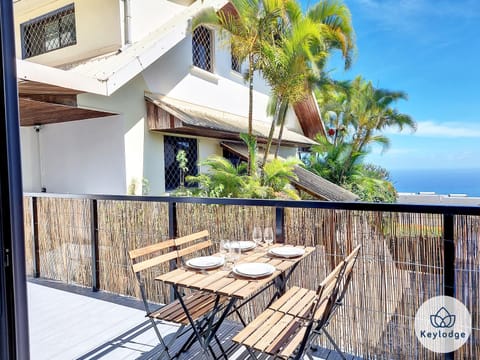 Property building, Patio, Day, View (from property/room), Dining area, Sea view