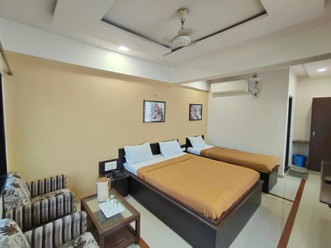 HOTEL PANETAR PALACE Hotel in Ahmedabad