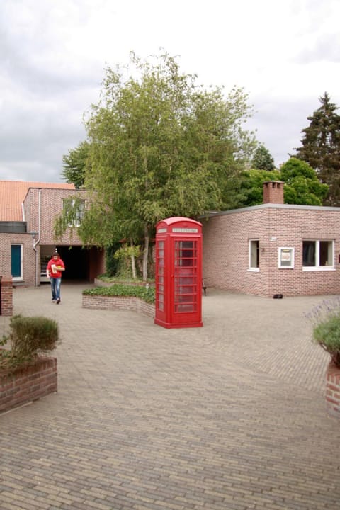 Room in Apartment - Condo Gardens Leuven - Student Flat Semiduplex Bed and Breakfast in Leuven