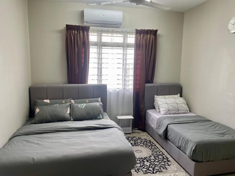 Omma Homestay Putrajaya, Presint 17 Copropriété in Putrajaya