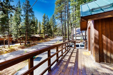 The Lazy Bear House in Truckee