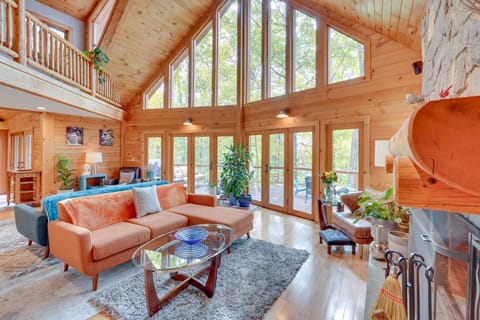 Serene Monterey Home with Deck Near Skiing and Hiking! House in Great Barrington