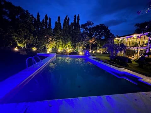 G-HOTEL LUXURY VILLA RESORT AND HOT SPRING Resort in Calamba