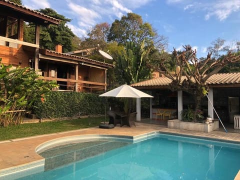 Property building, Pool view