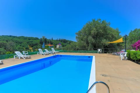 Spring, Day, Pool view, Swimming pool, sunbed