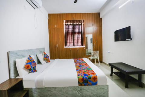 FabExpress KP Suites Villas Hotel in Telangana