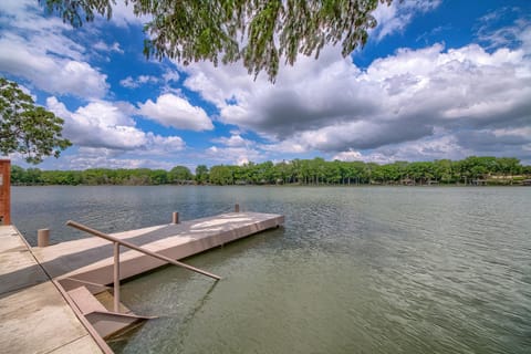 LD 247 Waters Edge at Lake Dunlap House in New Braunfels