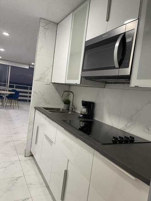 Hermoso Estudio frente al mar Ocean Blue Faith Apartment in Fajardo