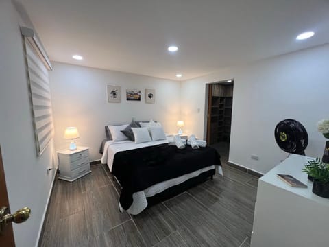 Central y cómodo apartamento en Envigado Condominio in Envigado