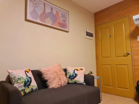 Warm Time Cabin 2BR Condo Unit Apartment in Dumaguete