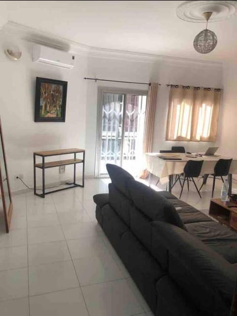 joli appart 2 chambres salon liberté 6 extension Wohnung in Dakar