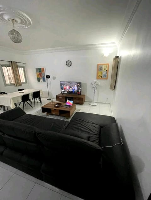 joli appart 2 chambres salon liberté 6 extension Condominio in Dakar