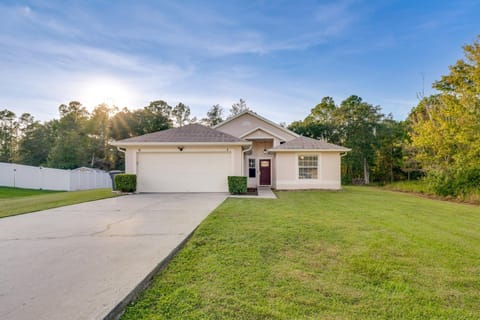 Gorgeous Kissimmee Oasis with Community Pool! House in Poinciana