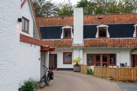 Property building, Cycling