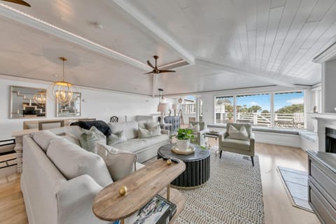 Henderson Haus - Is a Fabulous 3BR Townhome in Destin House in Destin