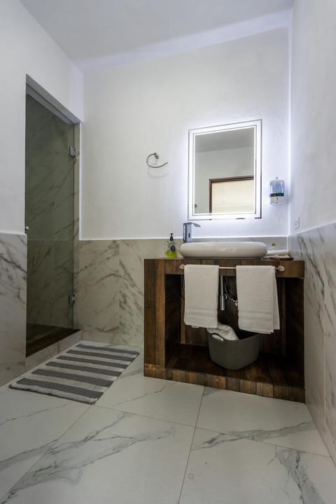 Casa Tizates- "La Stupa" Master Suite con baño privado Vacation rental in Valle de Bravo