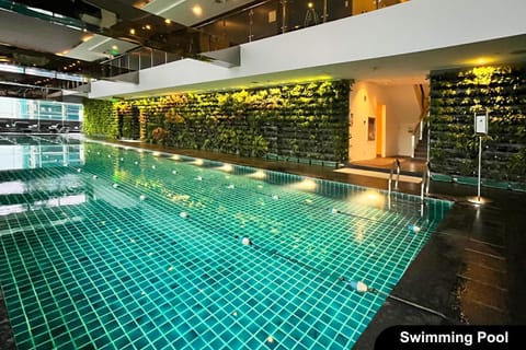 Pool view, Swimming pool