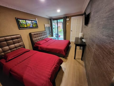 Tamara Guest House Chalet in Mersing